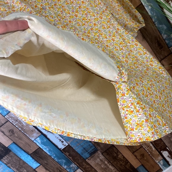 Lindsay Brooke x Roole Medium cotton button down Floral Dress - Picture 11 of 16